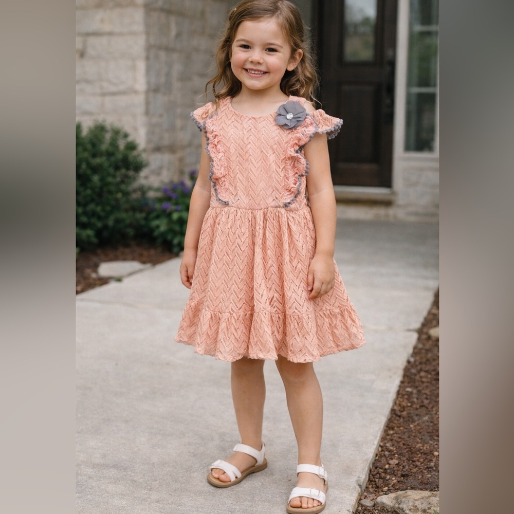 Girl’s Peach Lace Cottagecore Ruffle Dress Floral Applique Open Shoulder Size 4